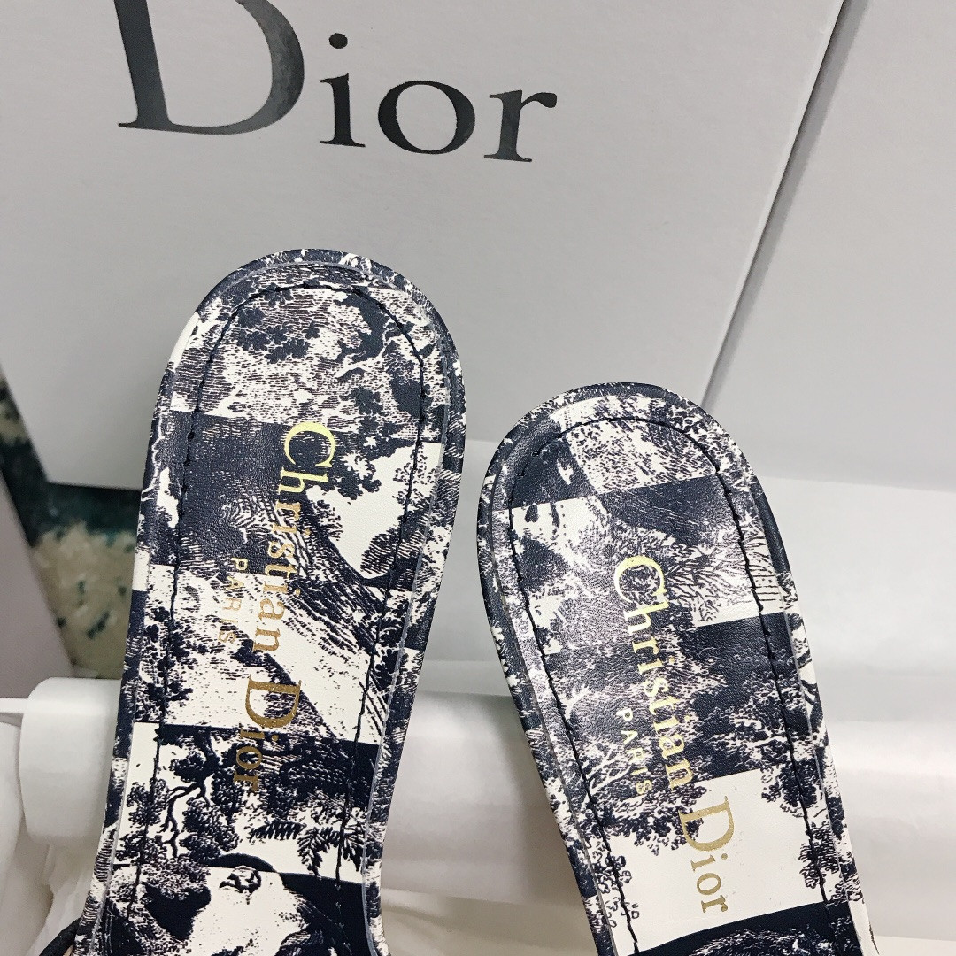 UA D10r Dway Heeled Slide