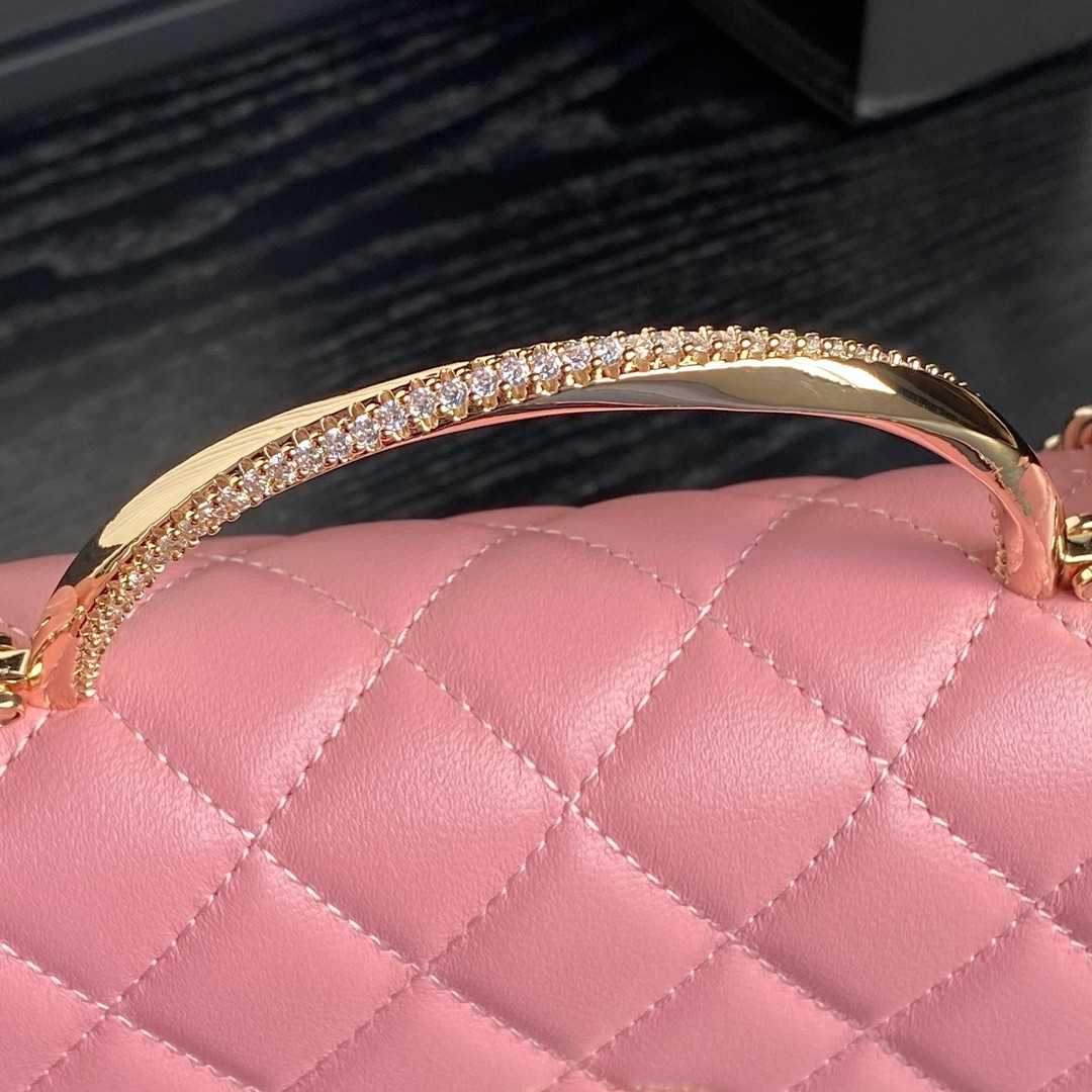 Ch**el Clutch With Chain   19cm